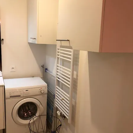 2 Bedrooms For 5 With Parking - Near Tram Apartmán Angers