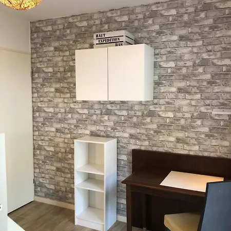 2 Bedrooms For 5 With Parking - Near Tram * Angers