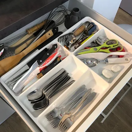 Apartmán 2 Bedrooms For 5 With Parking - Near Tram