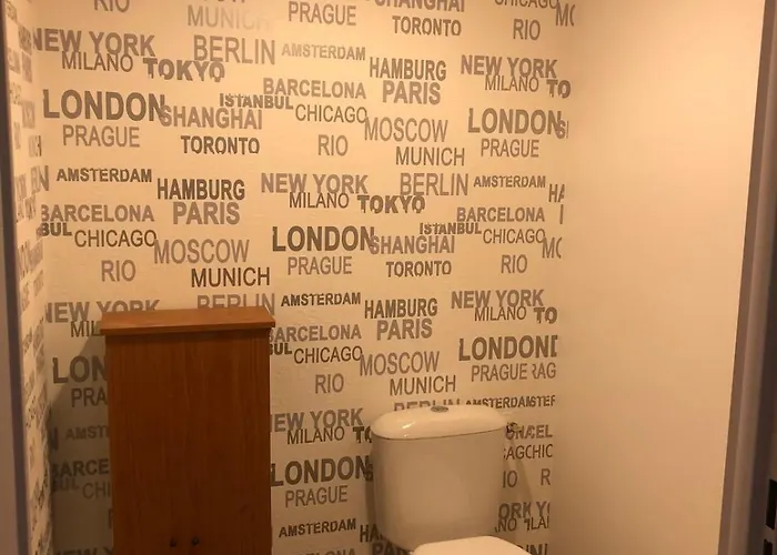 2 Bedrooms For 5 With Parking - Near Tram 昂热